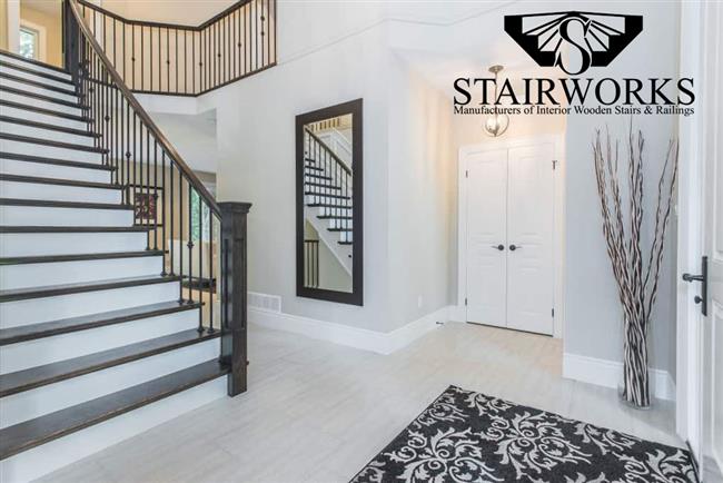 Regency_Newel Post_W_Custom Cap_W_Prince & Prince 1 Balusters3
