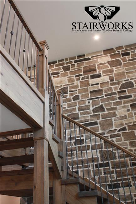 QUEEN_NEWEL POST_W_BELLA1_STEEL BALUSTERS_STW12