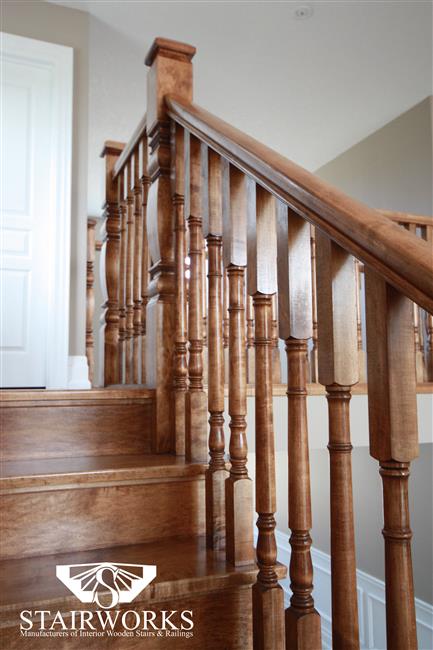Tuxedo Newel Post_W_Heritage Balusters10