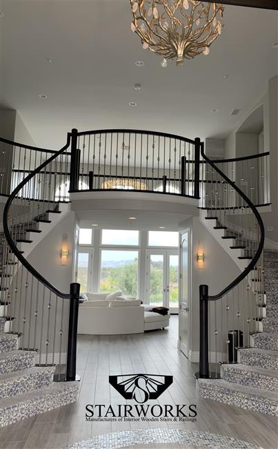 Custom_Turned_Tapered_Newel_Post_2