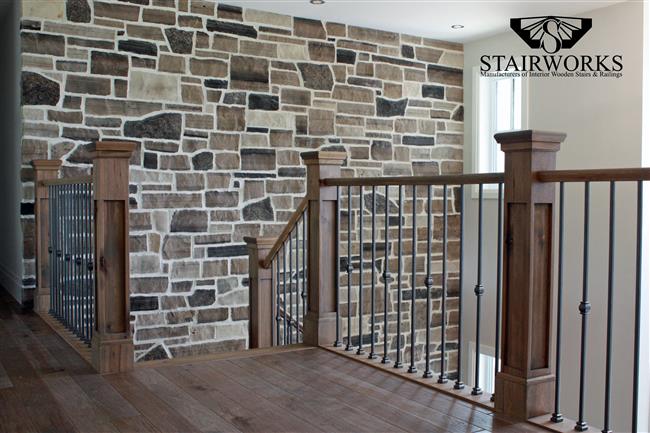 QUEEN_NEWEL POST_W_BELLA1_STEEL BALUSTERS_STW5