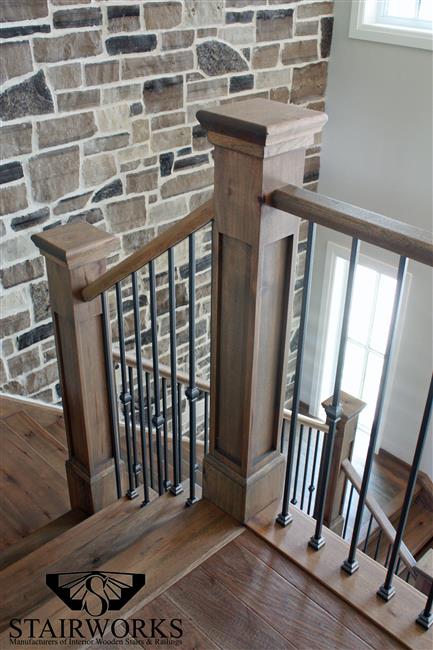 QUEEN_NEWEL POST_W_BELLA1_STEEL BALUSTERS_STW6
