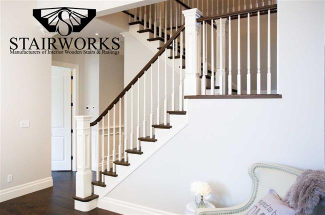 Custom King Newel Post_W_Turned Balusters3