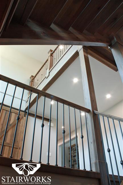 QUEEN_NEWEL POST_W_BELLA1_STEEL BALUSTERS_STW8