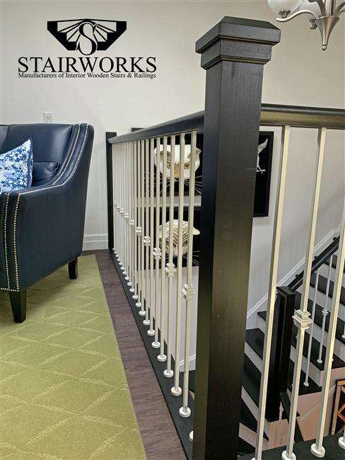 Biltmore Newel Post_W_White Steel Balusters_STW5